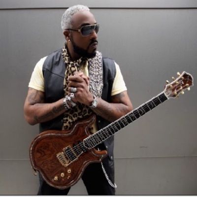 Tommy Organ
Guitarist